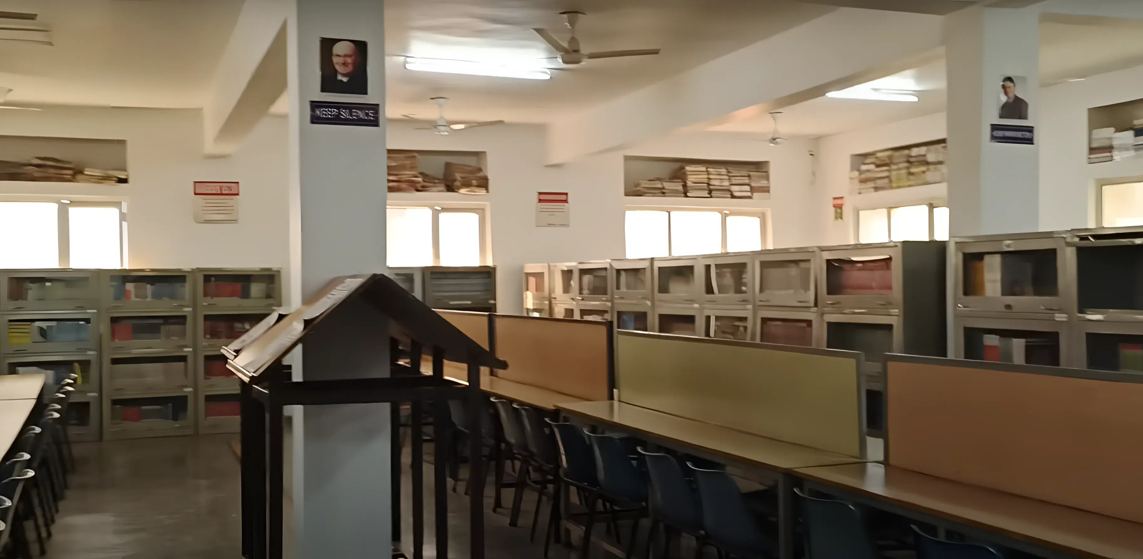 HIMT Group of Institutions Greater Noida Library photo 2